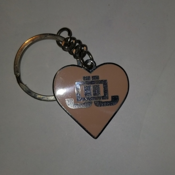 JLO Key Fob - Picture 1 of 3